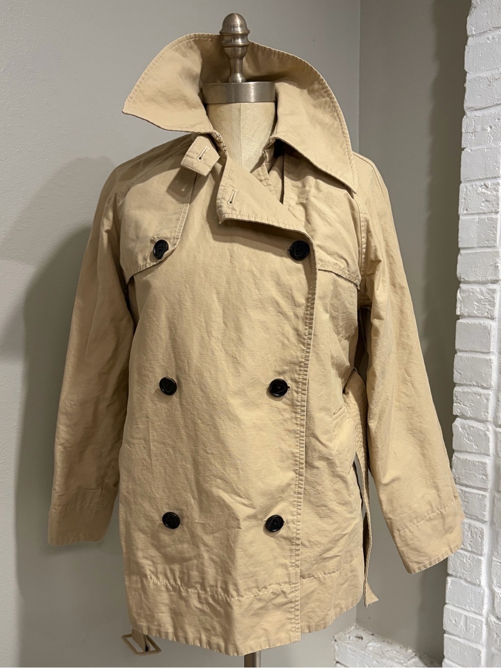 Rails Double-Breasted Beige Trench Coat - Picture 5 of 8